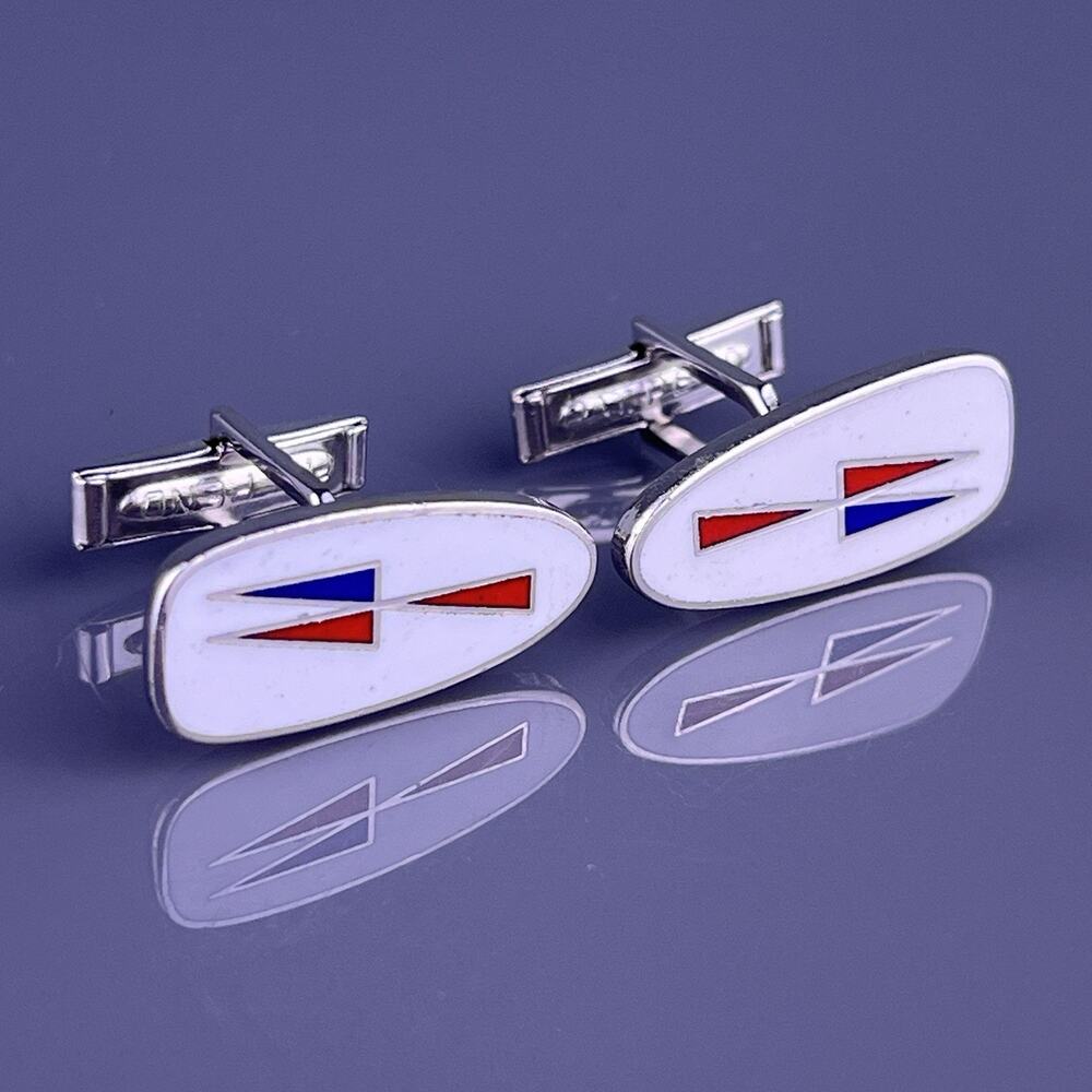 Red Black Triangles Flags Cufflinks Silver Tone White Enamel Modernist Vintage